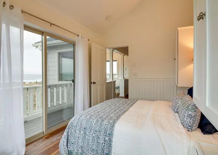 Scenic Bandon Vacation Rental W/ Beach Access!