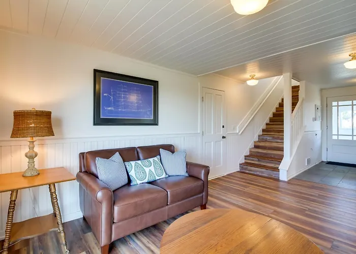 Scenic Bandon Vacation Rental W/ Beach Access!